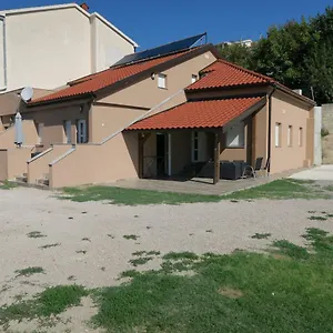 Apartment Family, Baška